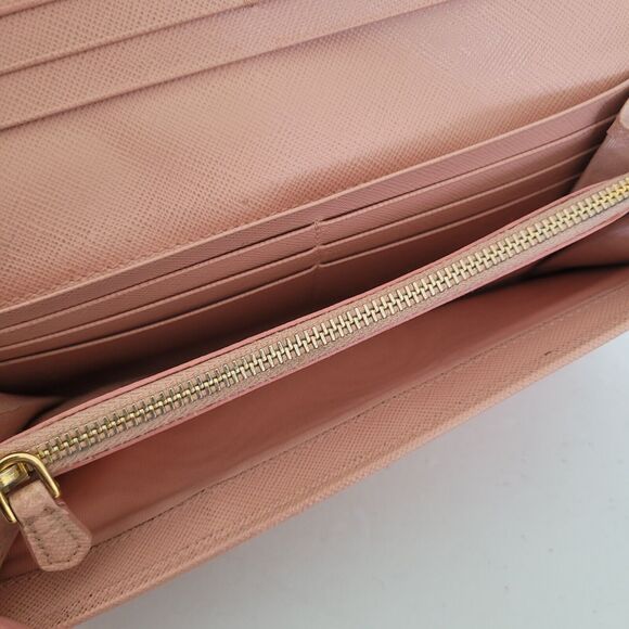 PRADA Saffiano Wallet Clutch Large Light Pink Bow Envelope Large Logo Fair Box - Picture 6 of 12